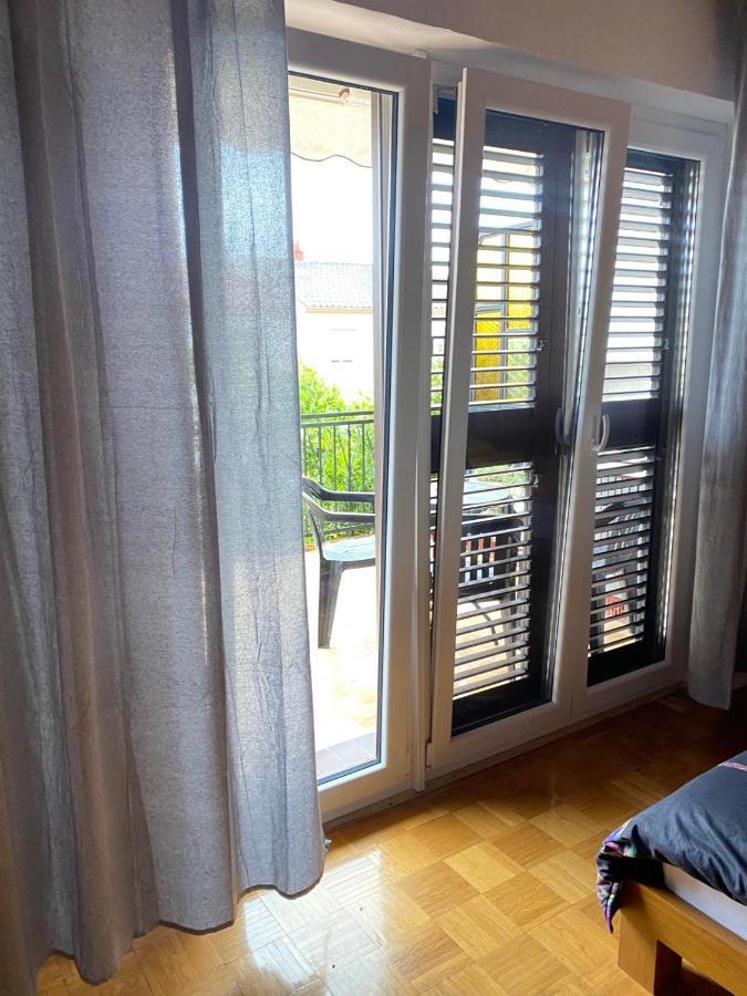 Apartmani Jelena Crikvenica Exterior foto